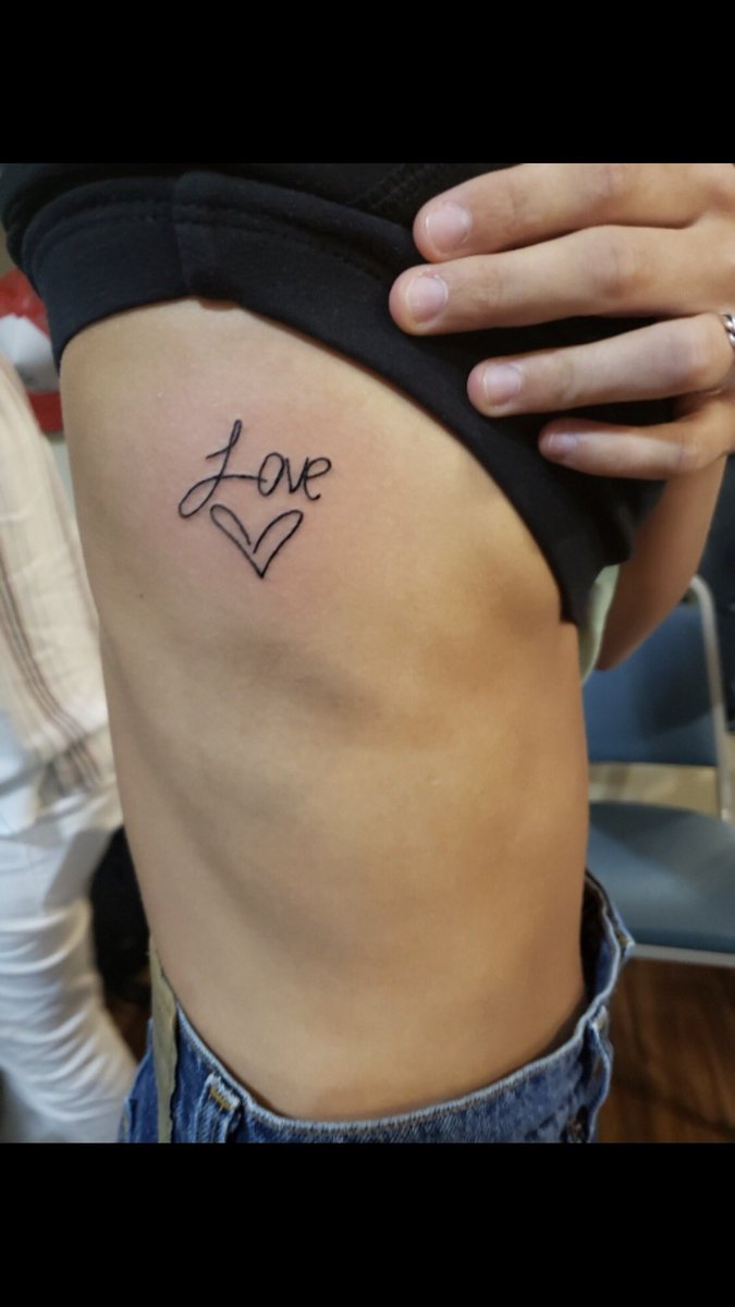 Megannn_reece's tweet photo. what better way than to get my first tattoo of my sisters handwriting!! miss you sis, i would do anything to have you back. https://t.co/FTZj5ClmI0