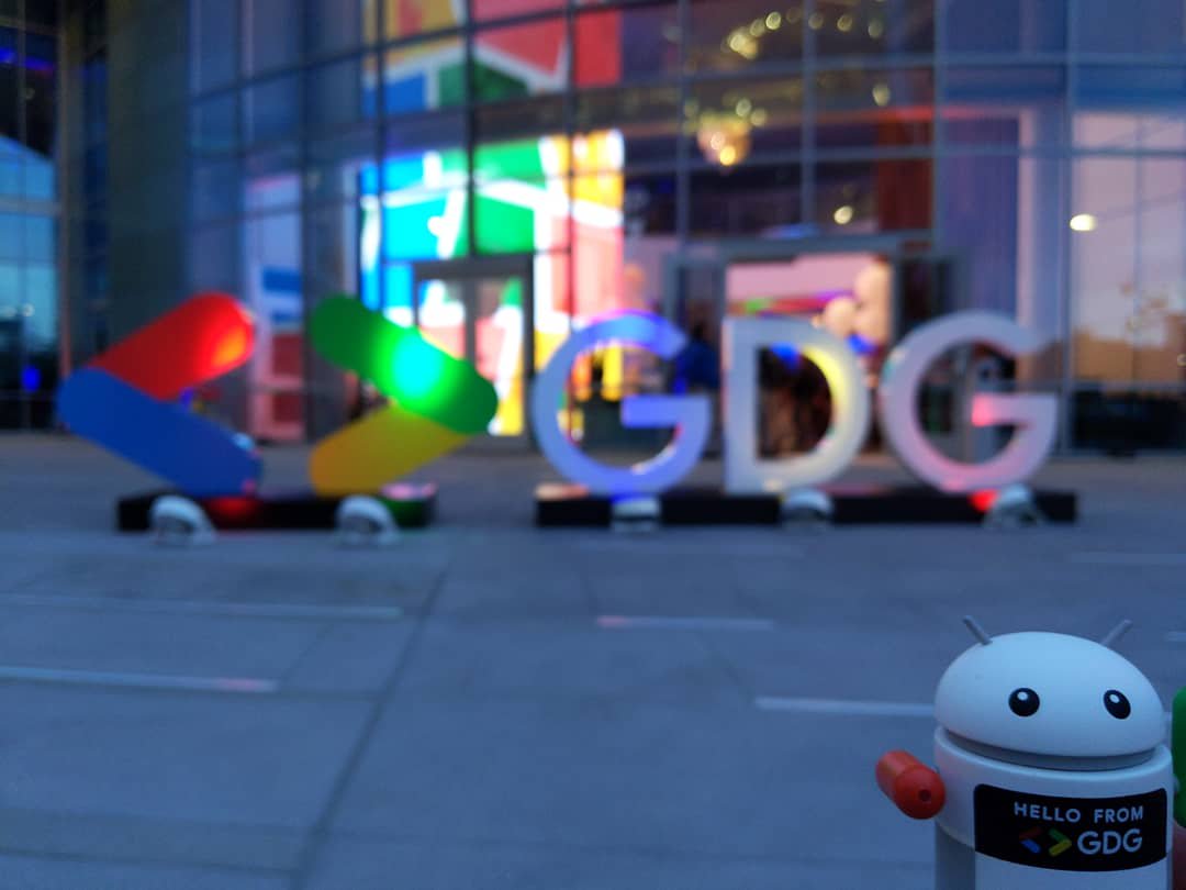 burcuco's tweet photo. Officially ready for #GDGSummit and #io19 🤘 #GDGLeadsSummit @gdg @WomenTechmakers @AndroidDev https://t.co/O1JMCpz20E