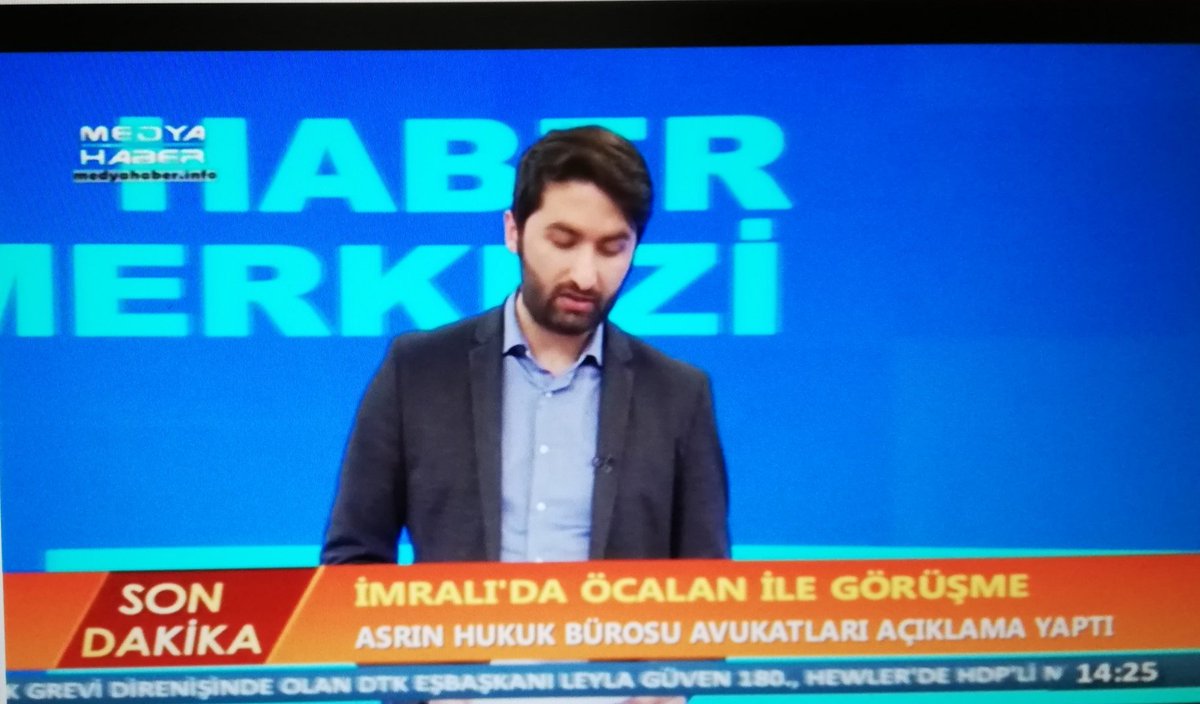 dbpamedil2's tweet photo. Ji Rêberê Gelê Kurd Abdullah Ocalanê re hevdîtin hat kirin. Ew encam, encama têkoşîna Dayikên Aştî û Dilên Azadiyê ye https://t.co/vPcVz9Ev2k