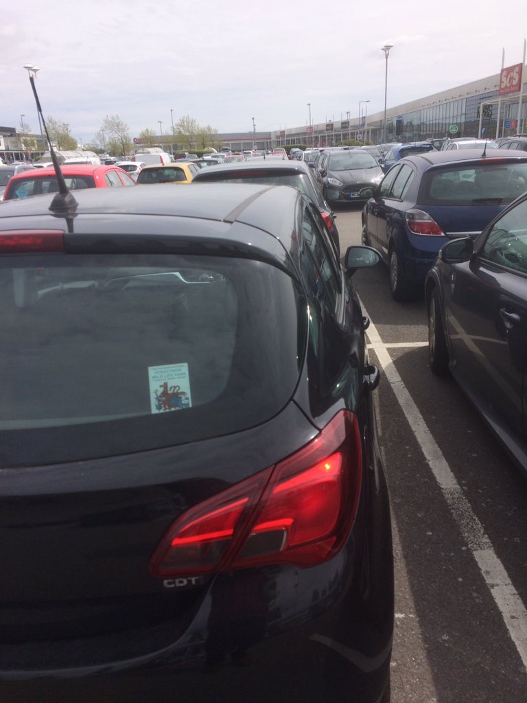 VaughanRoderick's tweet image. Wow this is a bit retro! Spotted, Asda, Leckwith.