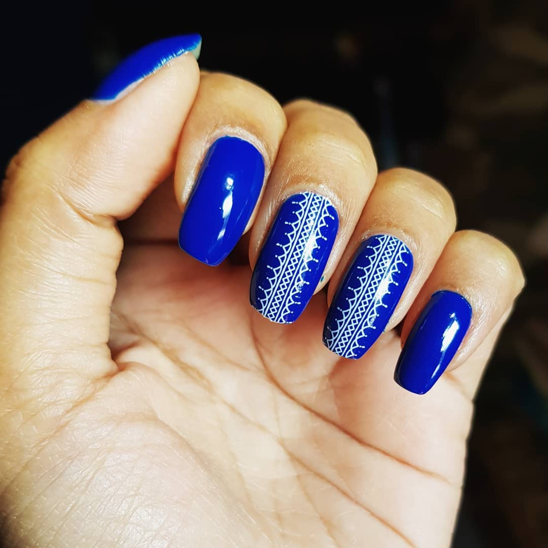 Nugelnonuvgel's tweet photo. Absolutely loving all the attention this shade is getting...   WOOT  WOOT!! 
Here's Traffic Blue! 
Thank you ladies
 IG id: @nail.moments and @nailart_swagger

#MondayMotivation #nugelnonuvgel #lacquerobsession #nailsonfleek #nailinspiration #hypergloss https://t.co/Xif8AiyJH3