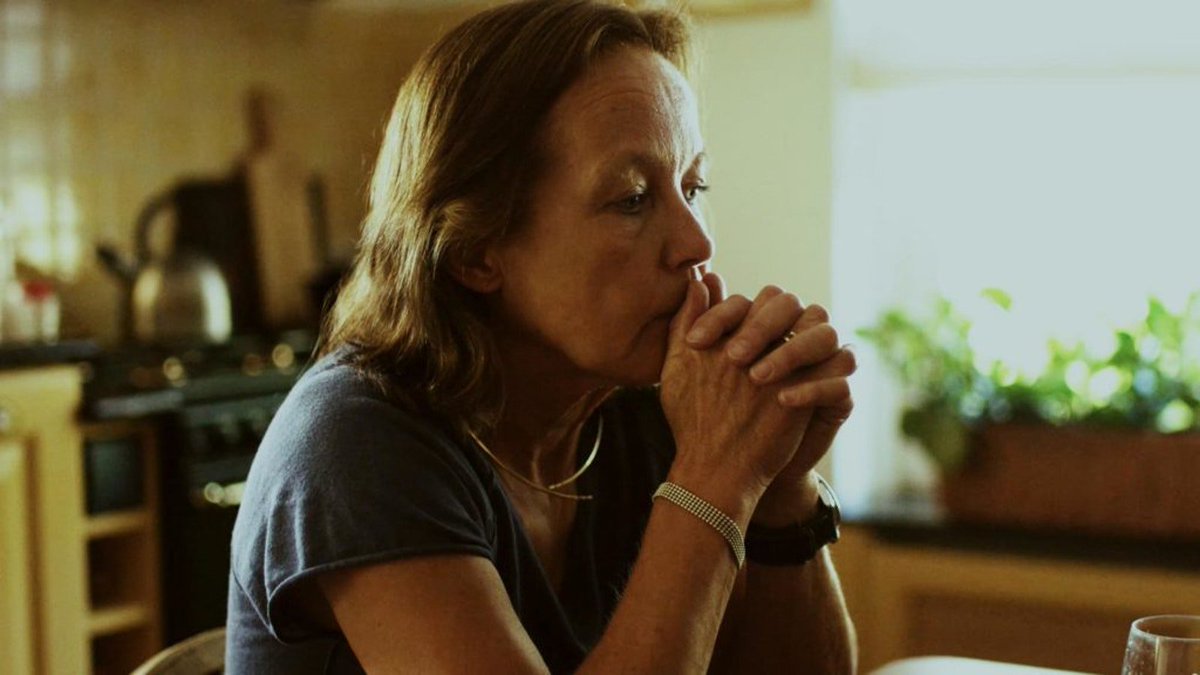 Radio Kunststof (@radiokunststof) on Twitter photo Sarah Vos maakte de documentaire 'De Zaak Tuitjenhorn' waarin Anneke Tromp vecht voor eerherstel van haar man Nico Tromp die in 2013 als huisarts werd beschuldigd van moord waarna hij een einde maakte aan zijn leven. Vanavond in #RadioKunststof bij <a href="/jelliebrouwer/">jellie brouwer</a> op <a href="/NPORadio1/">NPO Radio 1</a> Sarah Vos maakte de documentaire 'De Zaak Tuitjenhorn' waarin Anneke Tromp vecht voor eerherstel van haar man Nico Tromp die in 2013 als huisarts werd beschuldigd van moord waarna hij een einde maakte aan zijn leven. Vanavond in #RadioKunststof bij <a href="/jelliebrouwer/">jellie brouwer</a> op <a href="/NPORadio1/">NPO Radio 1</a>