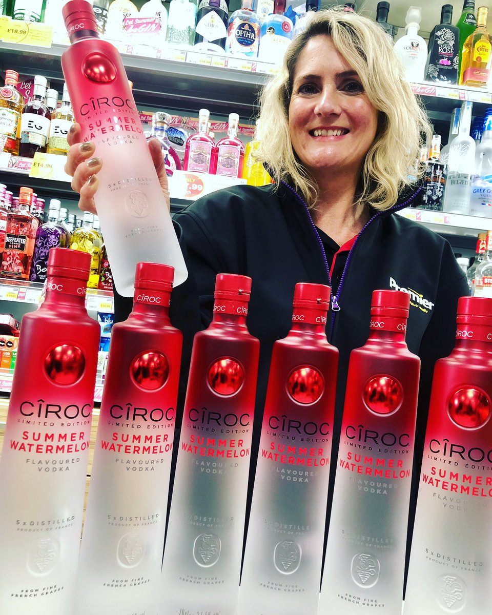 LinktownLocal's tweet photo. Ciroc WATERMELON Vodka is HERE! 🍉...simply ‘Like &amp; Retweet’ to enter our draw to WIN A bottle!
Available instore NOW!  ONLY £31.99!
#LinktownLocalForSpirits 

Additional entries via Facebook &amp; Instagram!
Premier Linktown Local
221 Links Street 
Kirkcaldy
KY1 1QS
#CirocWatermelon https://t.co/bOyaGnSS08