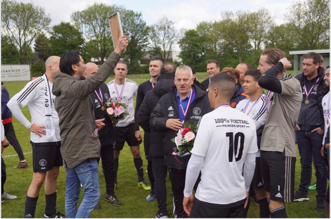 073voetbal.nl tweet media