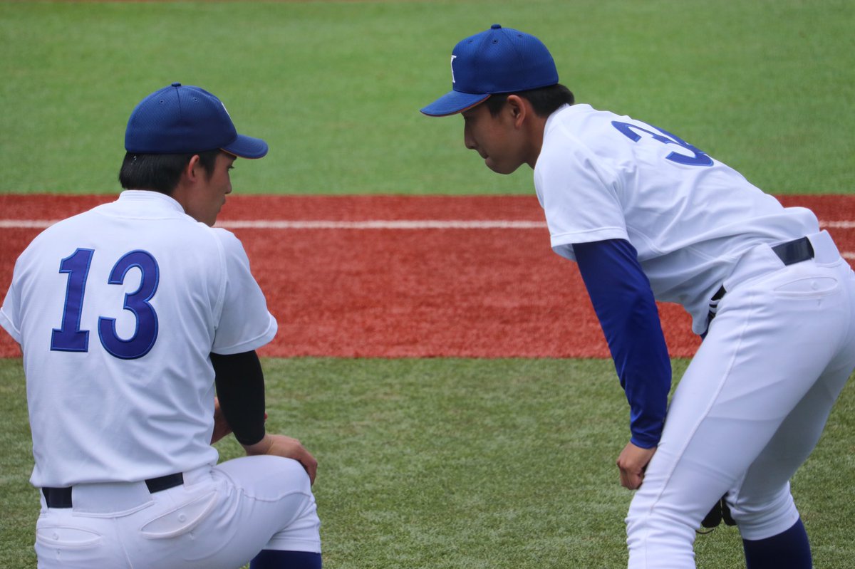 ho73_189's tweet photo. 東都1部 春季リーグ
駒澤
新村太郎選手(①日大藤沢)

進路知ったとき日藤のエース日大来ないんか😂ってなったけど、駒澤で1年生から投げてるのすごい。頑張ってほしい\( ˆoˆ )/✨ https://t.co/0eDkoHWP9I