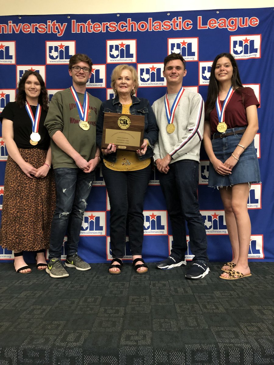 media_lhs's tweet photo. Back to back STATE ACCOUNTING CHAMPS! #LPNoLimits 
Congratulations @jjjholcomb
and team!

@BrandonHBoyd @jay_srhoades @ShellySlaton @A_Mijares01 @asoderquist https://t.co/cVWmAVJ9FF