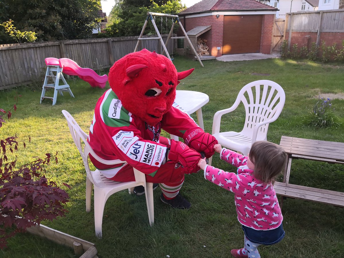 Chris Edwards tweet media