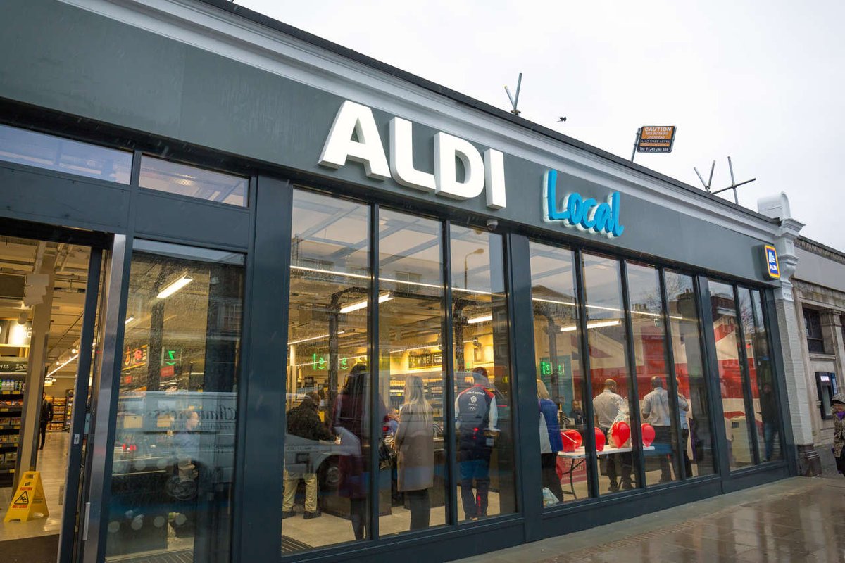AltaviaItalia's tweet image. #AltaviaWatch #GDO #Retail 
Il primo formato di #local di #Aldi è stato sperimentato a Balham, nell'area sud di #Londra. 👉 bit.ly/2H2Ykma