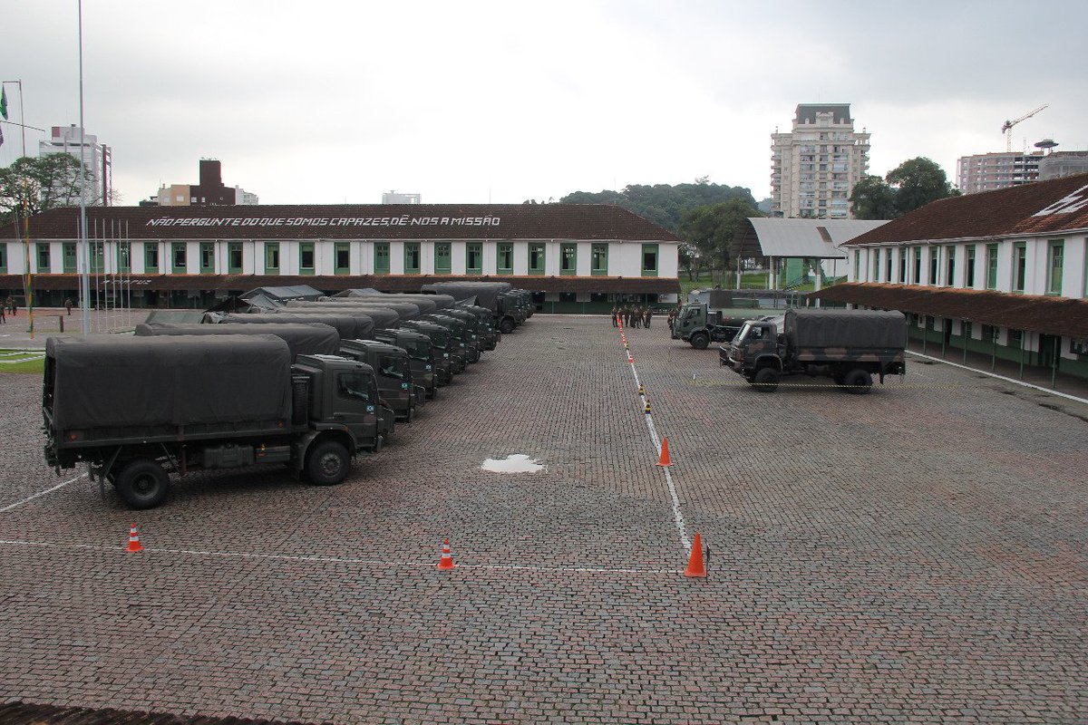 CmdoCMS's tweet photo. O 62º Batalhão de Infantaria realizou simulação, no dia 02 de maio, com o objetivo de adestrar seus quadros para ativação, no mais curto prazo, de sua estrutura operacional. Força Rápida! #62bi https://t.co/JYW4a3vOma