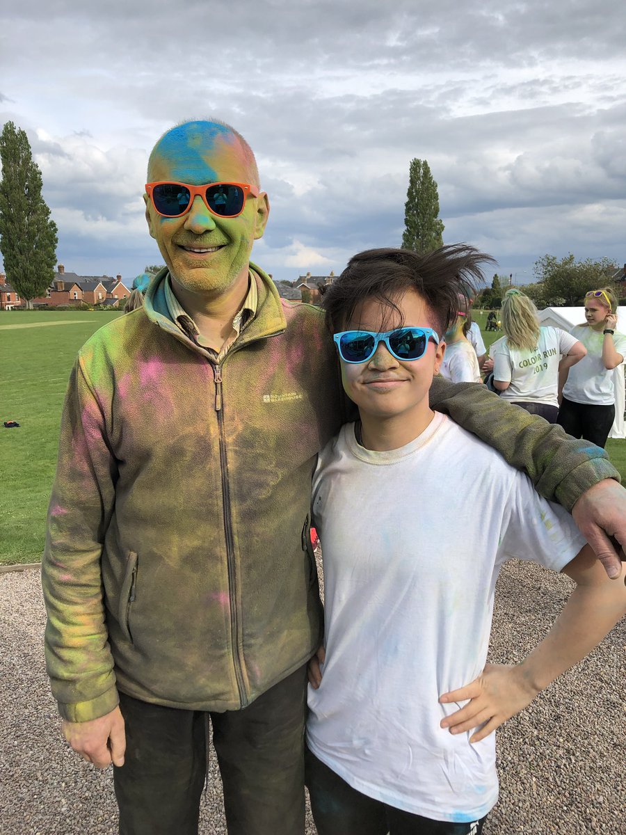 And the winner of the most covered in paint contest goes to 🥁 🥁🥁 Mr Forsyth! #colourrun #msjwellbeing #msjlife