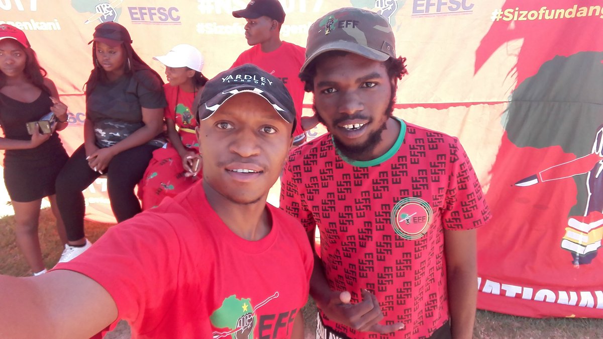Peter Keetse you are Leadership you comforted and changed the mood of the CIC & it was very beautiful to see the entire Stadium on fire 😭  'Nobody wana see us together' @ppkeetse92 #EFFTshelaThupaRally #OurLandAndJobsNow #VoteEFF #EFFFinalPush #SAelections2019 #IAmVotingEFF ✊