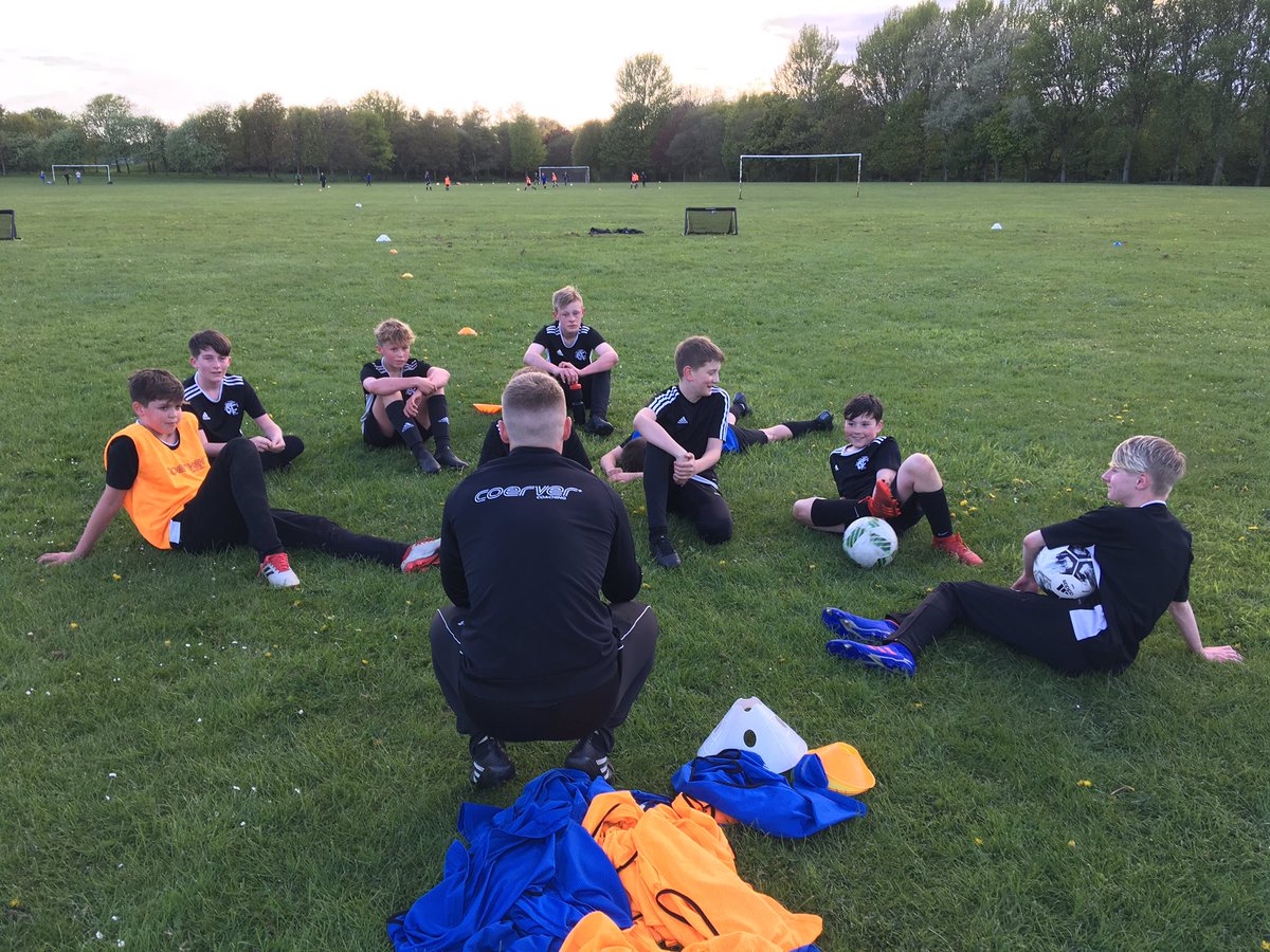 RealFife06's tweet photo. Excellent @scotlandcoerver session tonight for the boys. Post session chat about how to incorporate skills into games. 💙⚽️ https://t.co/9yjjN1bA50