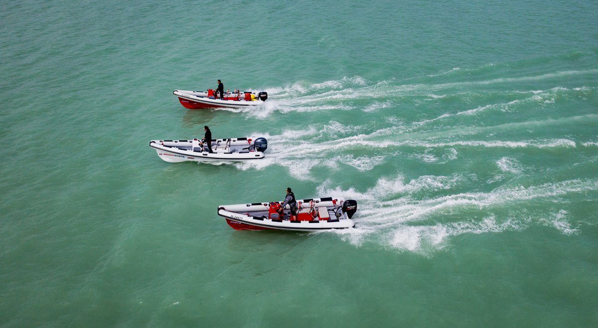 BoatsBravo's tweet photo. The Three Musketeers #bravoboats #thenewgenerationrib #coachboat #supportboat #juryboat #pressboat #sailing #RIB #motorboat #suzukimarine #yamaha #yamahamarine #flaarcomposit #balaton https://t.co/awlMiPoAH8