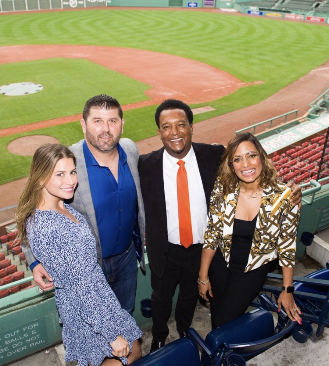 CatherinVaritek's tweet photo. Thank you @45PedroMartinez &amp; @MrsCaroMartinez for hosting another stellar #FeastWith45 last night at @fenwaypark ⭐️

The world needs more people like you! ❤️🍷 https://t.co/ha91itKFC6