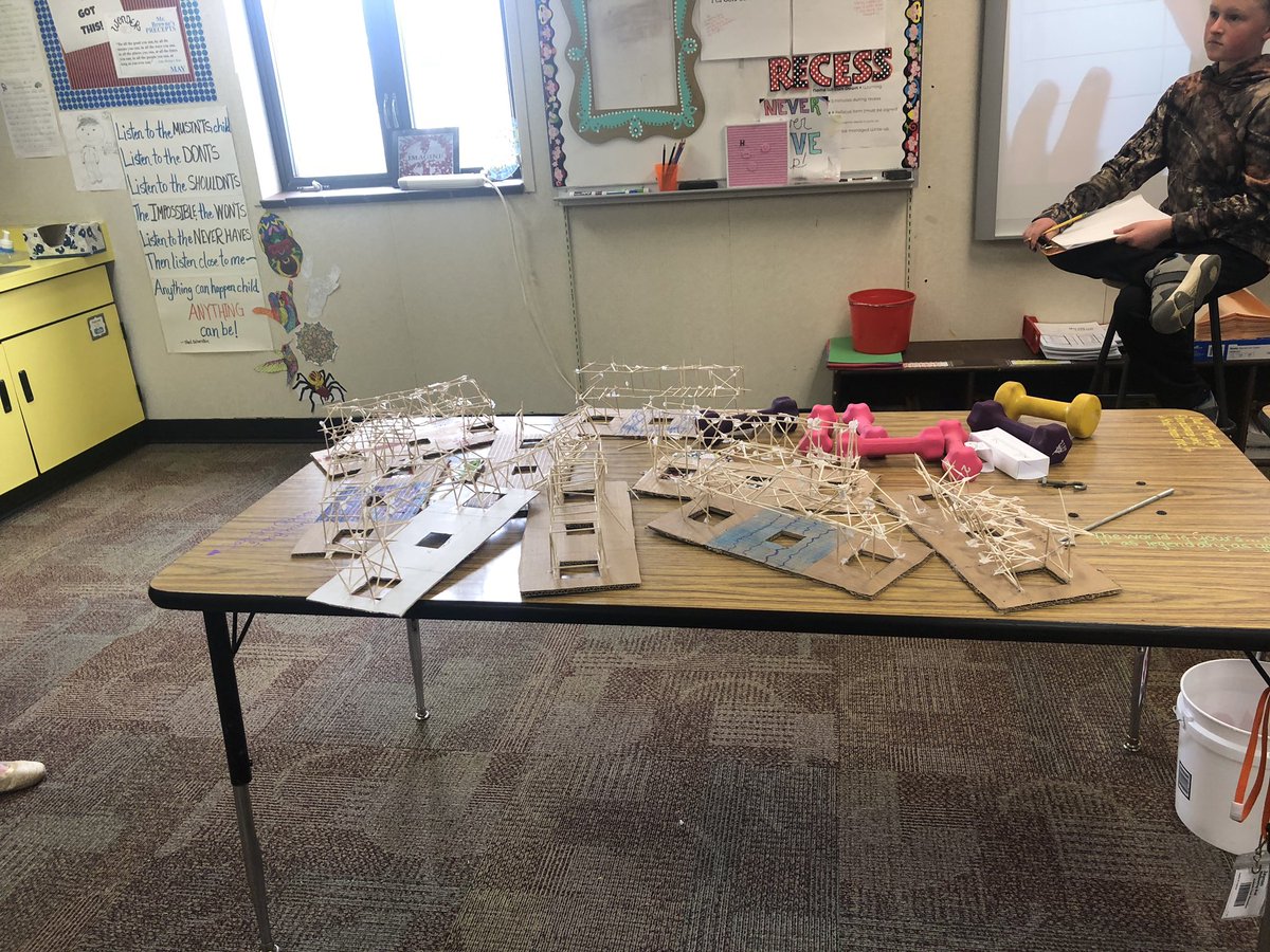 MsPark_GPE's tweet photo. When it all falls apart, all that’s left to do is REBUILD! #scienceallday #LanderSchools #EveryBobcatEveryday @LanderSchools https://t.co/40ITlGoYBN
