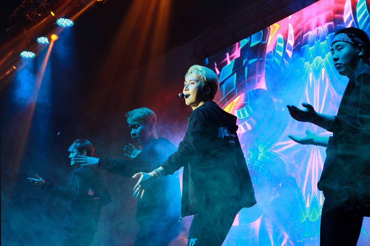 arnieperu's tweet photo. Algunas fotitos del concierto de @HyungJun87 en el @barrancoarena Lima Peru que olvide subir creo
#김형준#공연#콘서트#케이팝#페루#남미#가수#음악#선팔#맞팔
#kimhyungjun #masterpieceInPeru #idolkpop #hyungjuninperu2019
PD. Si comparten no olviden los créditos https://t.co/FGncp8o9yk