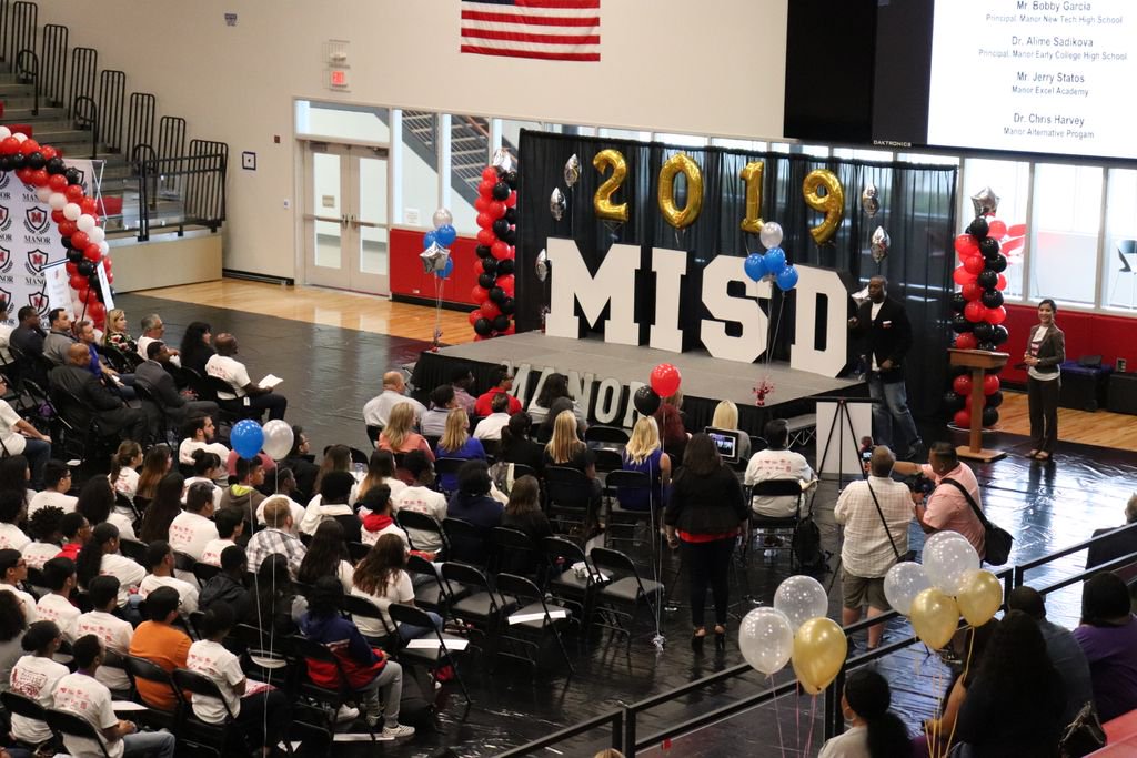 ManorISD's tweet photo. Decision day on Friday was a truly special event for our Staff and Seniors! This event celebrated all the students going onto to a university, trade school, the military, or other post-secondary plan. We are proud of these young people! #DestinationManor #MISDDecisionDay #WAMM https://t.co/YcQOCXTO1z