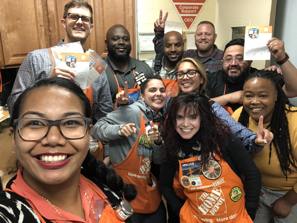 Thank you @AdrianaGregus and Sulema for recognizing @andrewrhd and @thd_rick Awesome jobs team!! #KeepingItLit #PacNorthProud