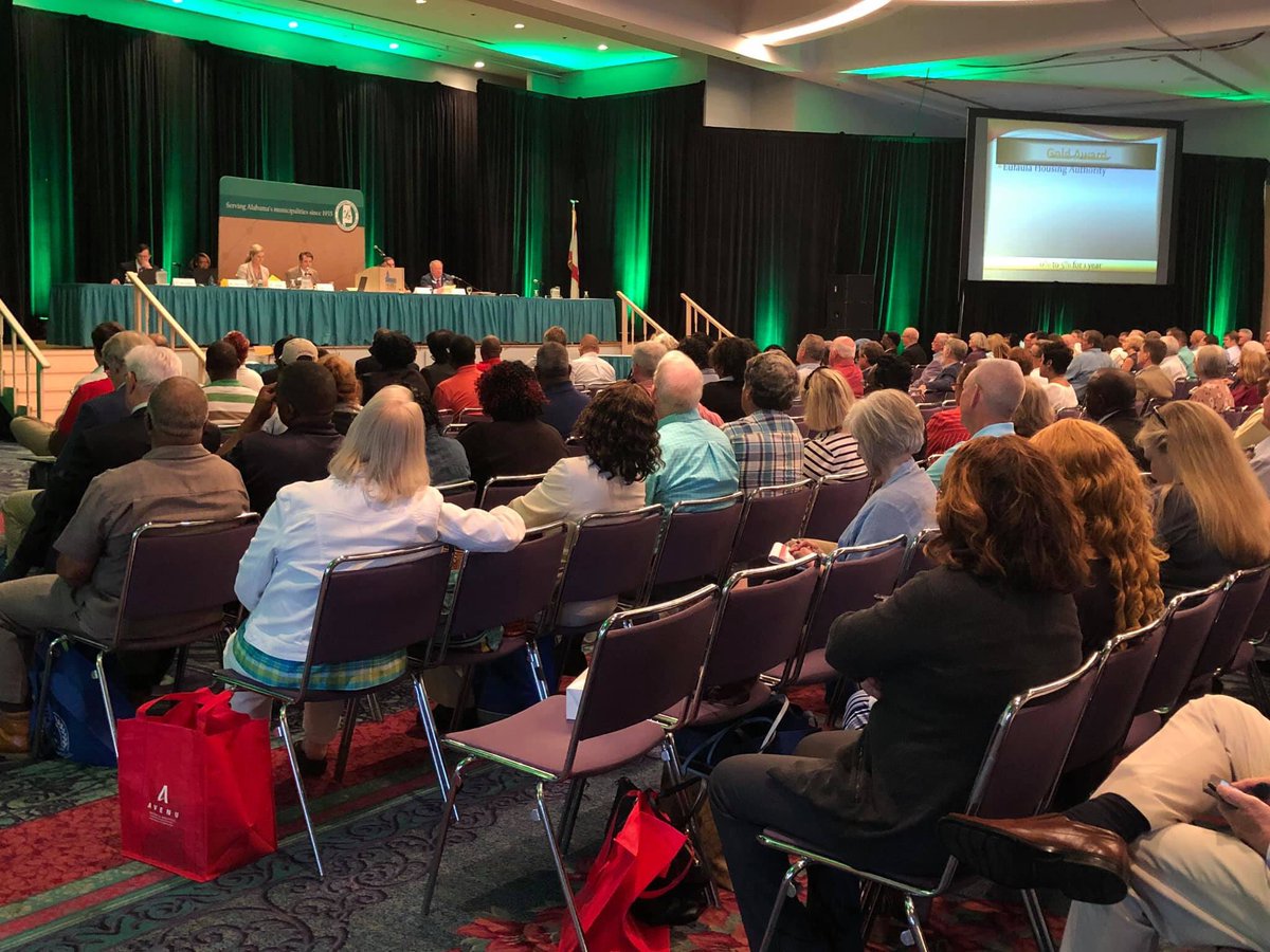 AL_League's tweet photo. Nearly a full house for today’s Ask Your Attorney Session! #ALMCon19 https://t.co/zCRYM9u7iB