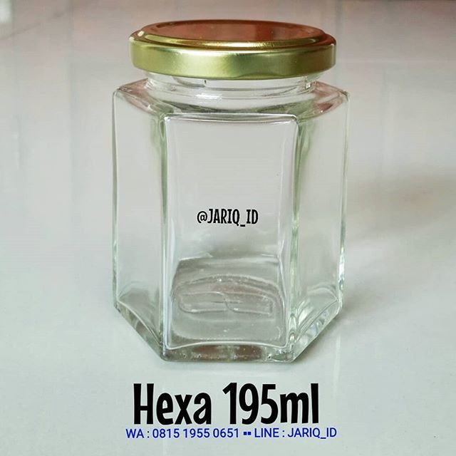 JARIQ_ID's tweet photo. • HEXA 195ml •
.
#ultah #kemasan #birthday #kids #holiday #ootd #ramadan #zumba #coffee #family #hamper #hampers #ramadhan #makeup #kopi #botolkaca #jariq_id #puasa #cookies #kemasankaca #wedding #kemasanjariq #perlengkapanultah #arisan #reuni #botoljariq #ulangtahun #hijab … https://t.co/Jj1F0318xy