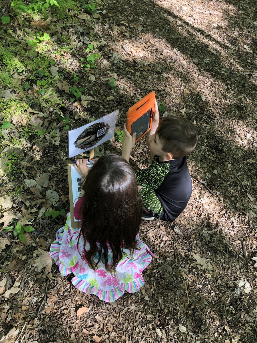 kinder_stem's tweet photo. Is it a bird? Our kinders are finding out what characteristics makes it a bird in STEM this week. We are really enjoying the sunshine in our outdoor classroom as well. ☀️🦇🦆🦅🦉🐧🐔🐤🐦 #KinderStem https://t.co/r8oIEX17zP