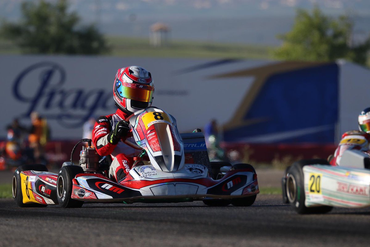 AlbanesiEsteban's tweet photo. Buen fin de semana del C.E.K en Recas Toledo. Viernes comenzábamos lejos de los tiempos por no poder haber entrenado antes pero mejoramos en cada tanda. Sábado Qualy P12 (de 42 pilotos) Domindo P10 y en la Final un luchado P8!!! Gracias @LaPampaLloret  Òptica Martínez  #mylloret https://t.co/Rm9dJXkMP8
