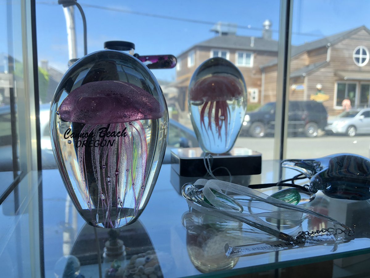 RedDaisy312's tweet image. Some inspiration from yesterday.