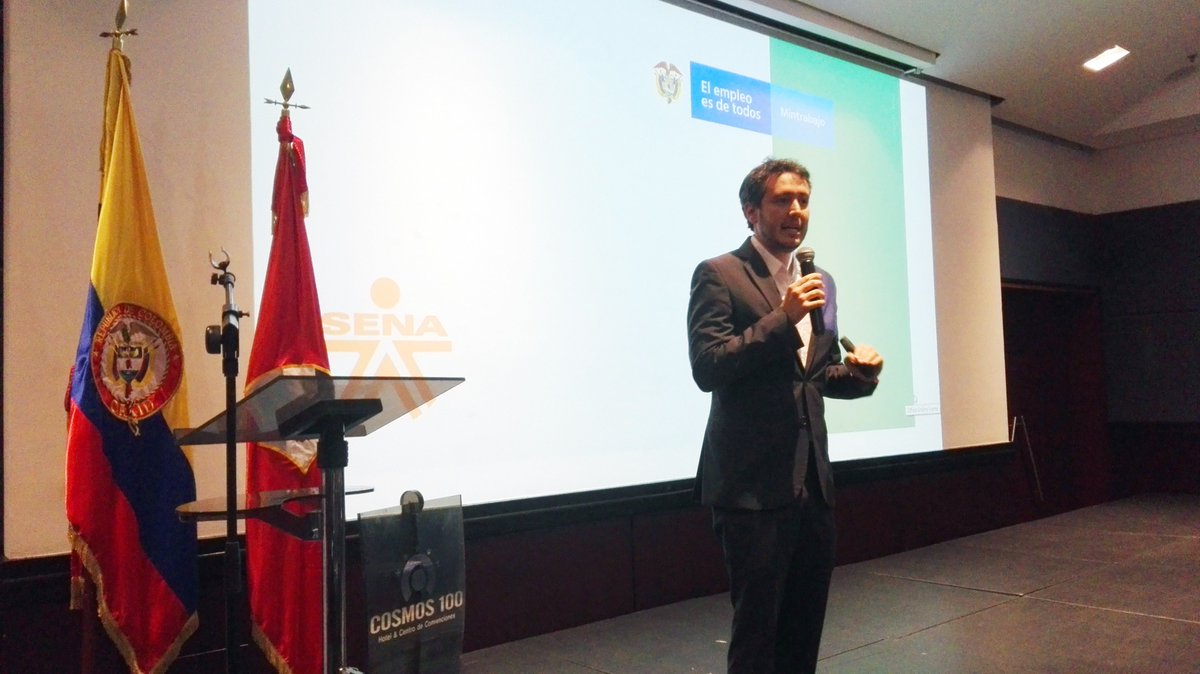 SdgColombia's tweet photo. ¨Emprendimiento y buenas prácticas administrativas generadas por el SENA¨, por parte del Dr. Hernán Darío Fuentes Saldarriaga, Director de Empleo del Servicio Nacional de Aprendizaje @SENAComunica. @NoruegaenCOL @COL_EJERCITO @Ejercito_CAAID @ASOCARS @ARNColombia @infopresidencia https://t.co/WLaMvP20jt