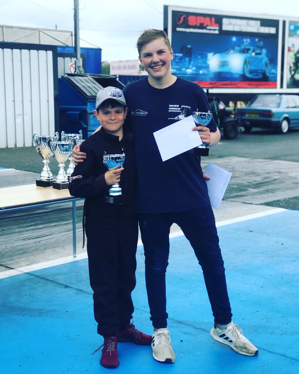 FordhamFrankie's tweet photo. Runner up for the second time and now the championship leader. I m on a mission.@EDF_Motorsports @SantaPodRaceway @chrisbourne2win @Royal_Purple @thebournelocal @peterboroughtel @bournetownuk @DiscovBourneMag @BourneMotorClub #dragracing #motorsports #uk #england #ukchampionship https://t.co/ExyfgZFNw6