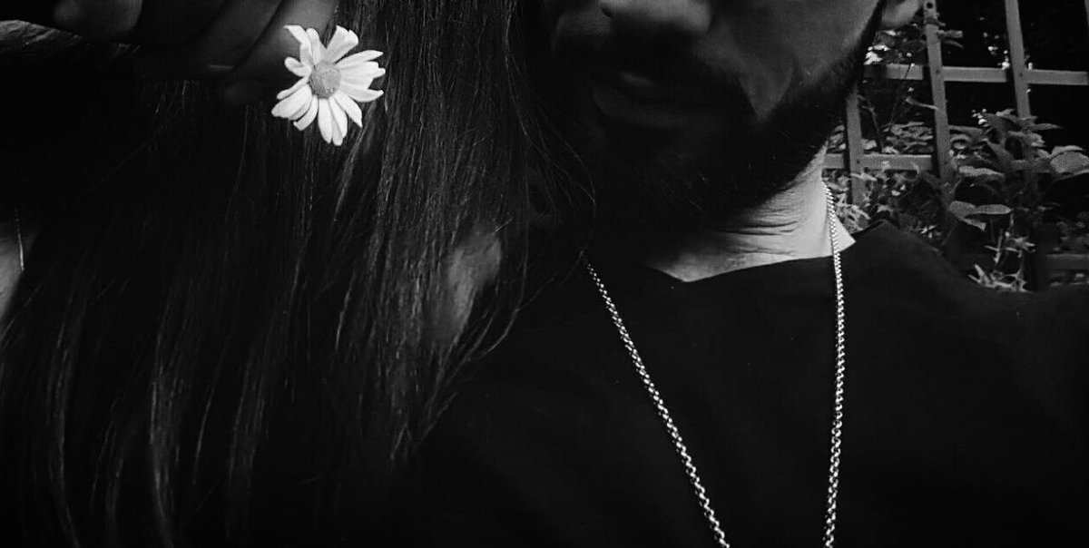 ycscc's tweet photo. حتى لو تكثَر اًغلاّطج لغيرَي ماخليِج 🖤 https://t.co/rW0RG0bZZe