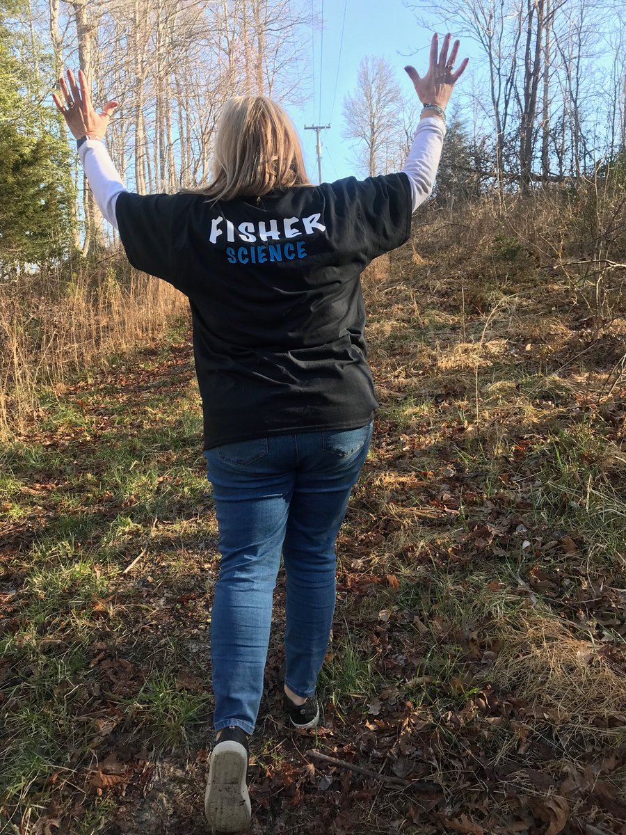 SMS Room 105 tweet media