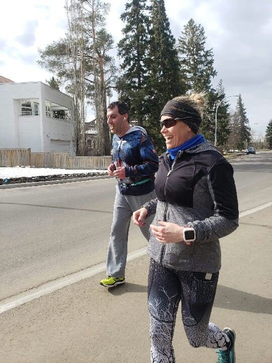 Jimmytheintern's tweet photo. Everyday I am thankful to have these three amazing friends there for me - @spcbear1 @take_roots and @MariaOrydzuk - The morning I felt trapped and didn't want to run. Then my #minitribe was there and gave me that extra push I needed.  I am lost without them. Hugs https://t.co/1qSU5cFeWF