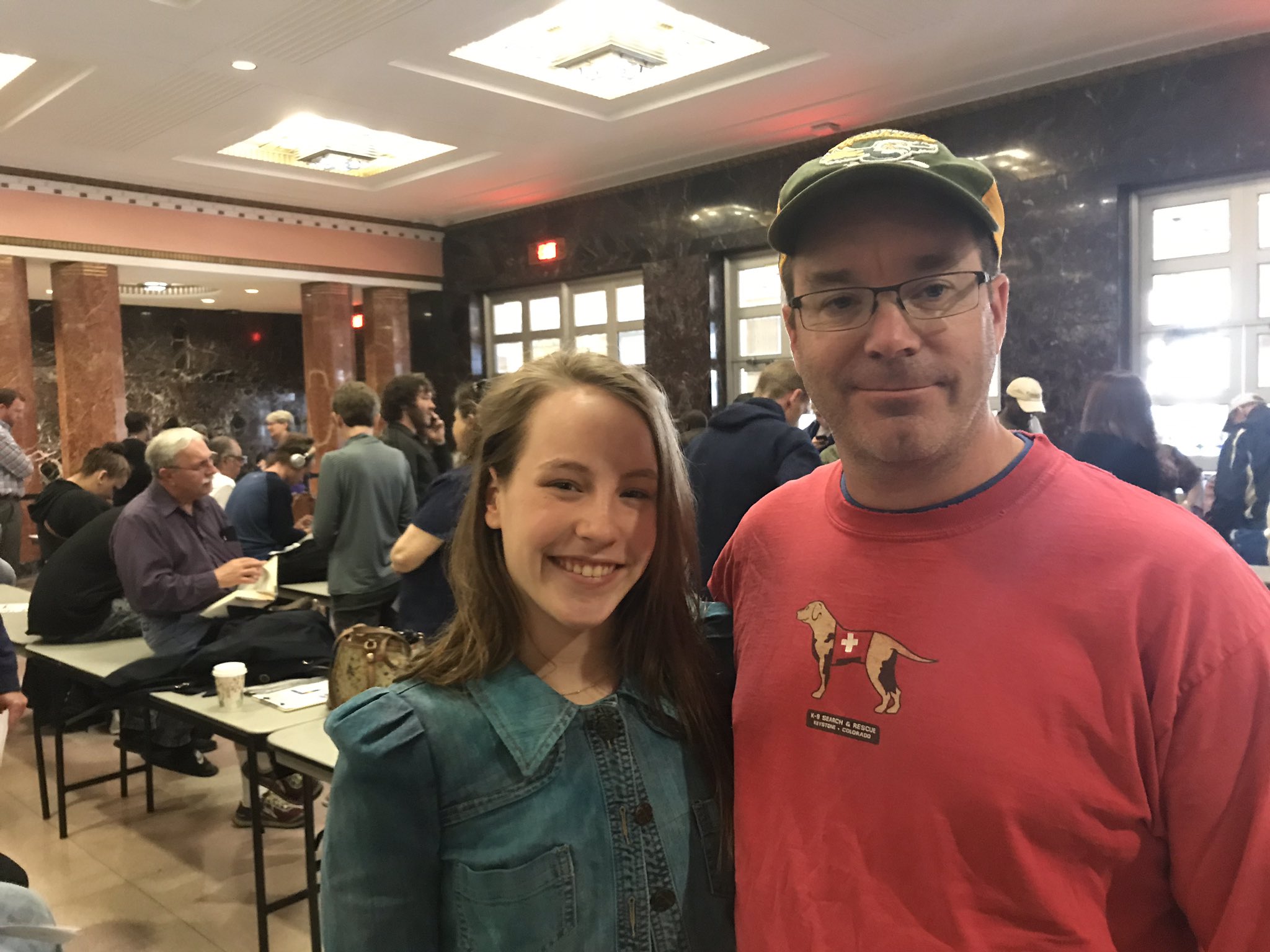 Shredded Pornografi Bunke af Katy Bergen on Twitter: "I'm at the KC Music Hall, hanging out with  @HamiltonMusical fans hoping to get limited tickets for the #KC production.  Meet Lolly and Tim Hindman, who drove this
