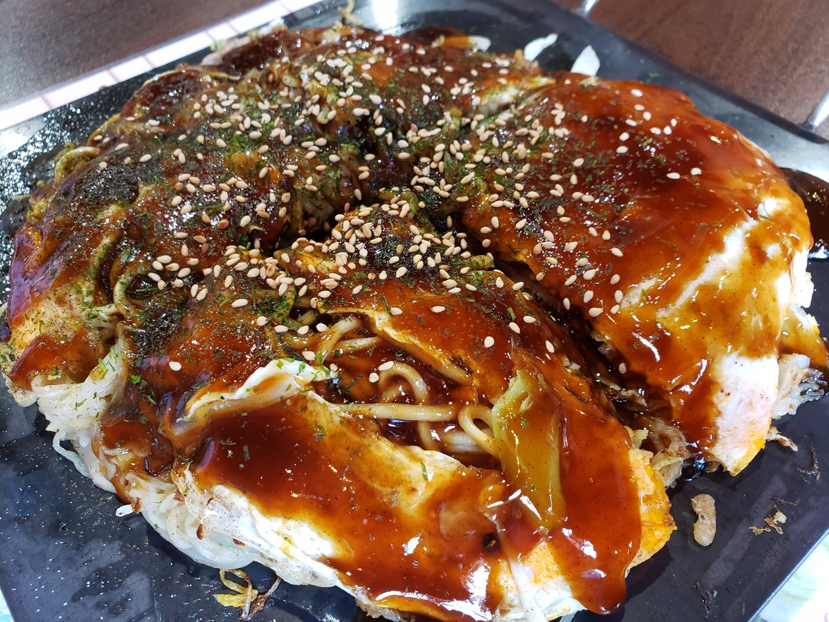 長崎まちねた 広島風お好み焼き専門店 ３匹の子ぶた オープン お好み焼きと鉄板焼きのお店 ３匹の子ぶた さんが 長崎市に４月１９日オープンしました 脱サラして開業したオーナーさんが作る本場の広島風お好み焼きが楽しめますよ 詳しく