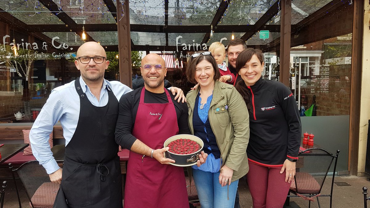 edwarddeefund's tweet image. So 6th May marks the start of viral #meningitis #awareness week. To help #raiseawareness of #meningitis &amp;amp; #TheEdwardDeeFund Ewa Petrowicz @StepOutWellness #MindandbodyPramWalking has made this delicious matcha cake which you can sample for a donation, from @farinalytham.