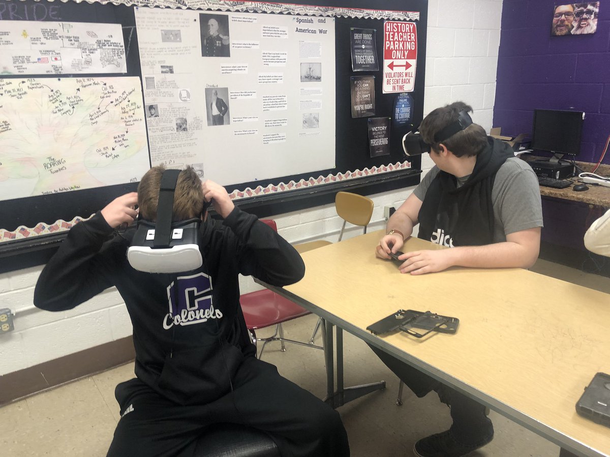 jdavis2003's tweet photo. Students Using VR to explore Auschwitz Concentration Camp.....
#TheCave #WorldCiv #Holocaust https://t.co/4K7CyUyPAB