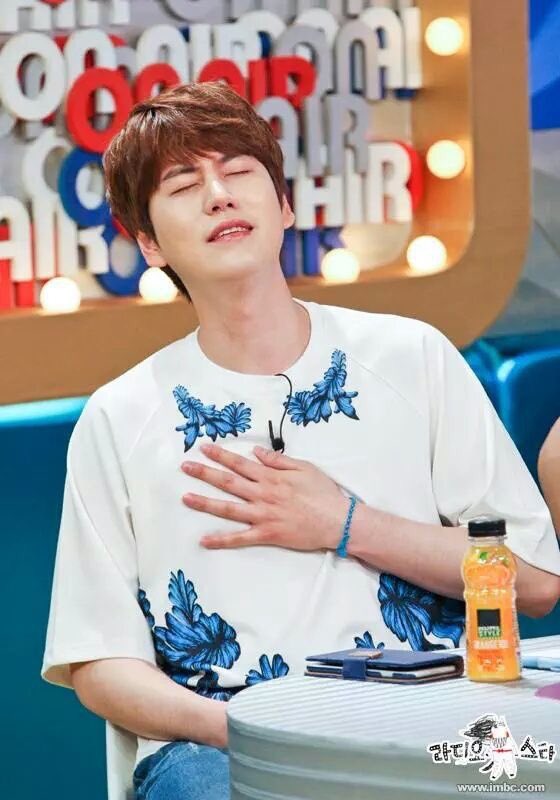 KateDO12's tweet photo. #다시_만나는_규현 💖

ESPERANDO LA BALADA DEL AÑO 

#Kyuhyun
#규현아_사랑해 https://t.co/ImSCV1gGtw
