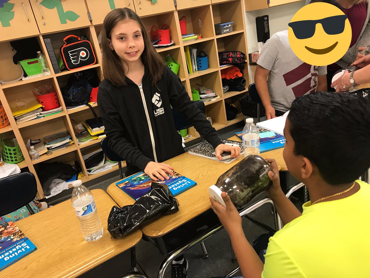 Examining our worm habitats during science class <a href="/Mrs_DeFortuna/">Allison DeFortuna</a> <a href="/Willow_Dale_ES/">Willow Dale Elementary School</a> @Centennial_SD