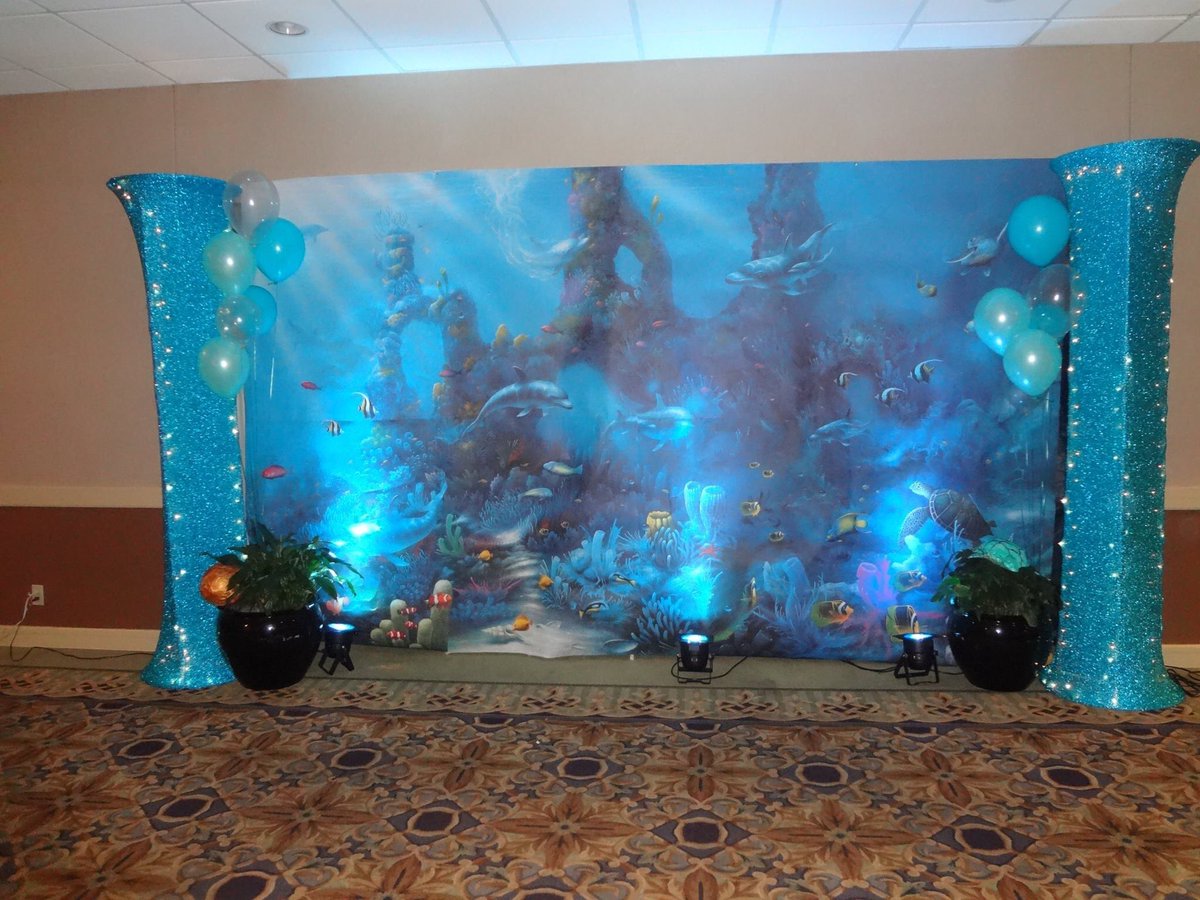 cw_prom's tweet photo. 5 days! 5 days until the big day! Let’s take a look back at PROM 2014! Theme was ‘Under the Sea’. This prom was Mrs. Witman’s favorite to date! Favors were a cup and picture frame! The evening was capped off by underwater pictures in the pool! #prom2014 @ConradWeiserHS https://t.co/JxPTxRQfeJ
