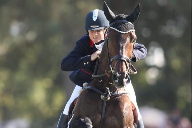 FRA_Equitation's tweet photo. #Concourscomplet : French reine de Badminton ! @lequipe revient sur l'édition 2019 du mythique CCI5*L de @bhorsetrials. Les français Clara Loiseau et Sébastien Cavaillon ont bouclé de beaux cross pour une 1ère participation !
➡️ https://t.co/uQ1h1ouWcC
#équitation #sport https://t.co/HgD0IVoHRC