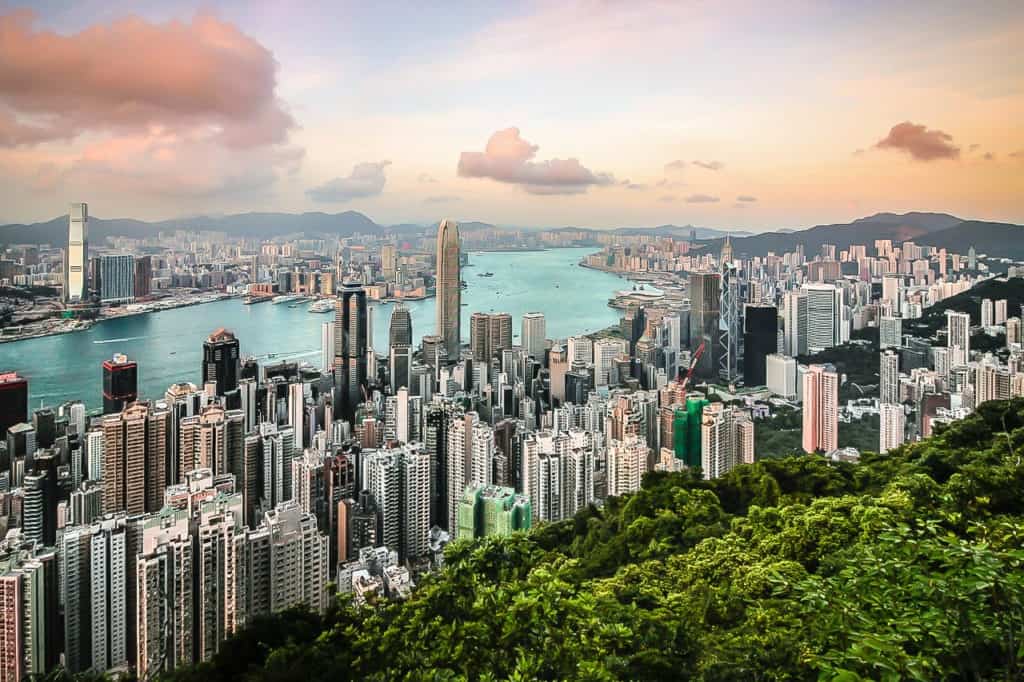 resrutt's tweet photo. Hong Kong Travel Tips | https://t.co/NTl1XjUHdh | #travelblog #ttot #resrutt https://t.co/4I6yoLt9xo