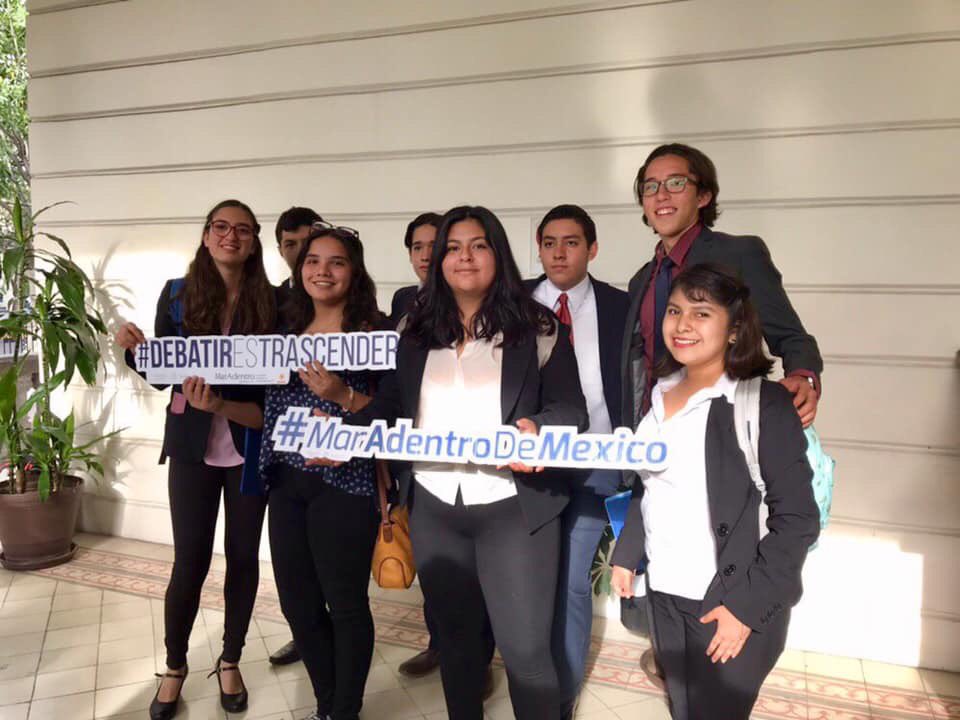 ContraloriaJal's tweet photo. ¡Arrancamos! #Interprepas2019 con @MarAdentroAC 🎉🎊
Durante esta semana, 16 equipos representativos de instituciones de educación media superior debatirán sobre diversos temas. 🙌🏻

¡Estaremos presentando los resultados del debate! 🔍🤳🏽

#ContigoContraloría #DebatirEsTrascender https://t.co/8y0h62EnfS