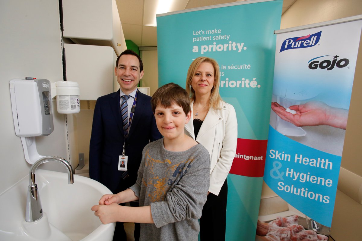 HE_ES_Canada's tweet photo. Talk to your family and loved ones about how to wash their hands effectively. @AlexMunter_ with @CPHO_Canada, @MaryanneCPSI , Angie Hampson and her son Charlie supporting โ#STOPCleanYourHandsDay!โ#CleanCareConversations @GOJOHealthcare @CHEOhospital https://t.co/6P1WKcjYdc