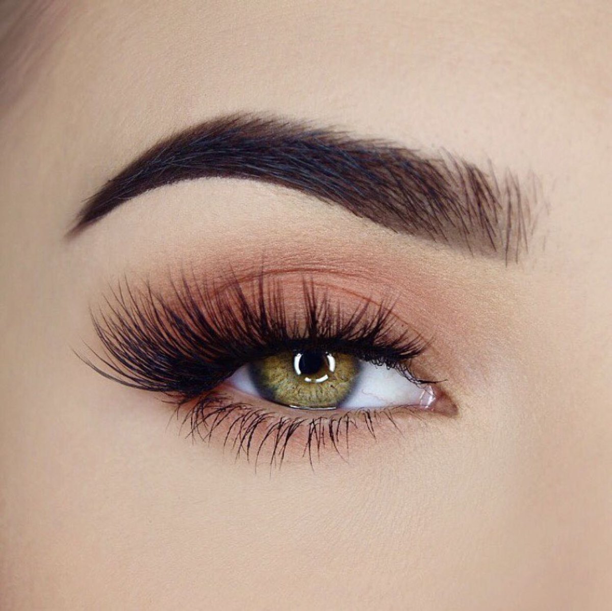 mymakeupbrush's tweet photo. We're suuuuper obessed with this blush pink eye look by miaumauve on Insta! 😊
#mymakeupbrushset

Check us here: https://t.co/f0IB09FliN https://t.co/GwsJJCYKsE