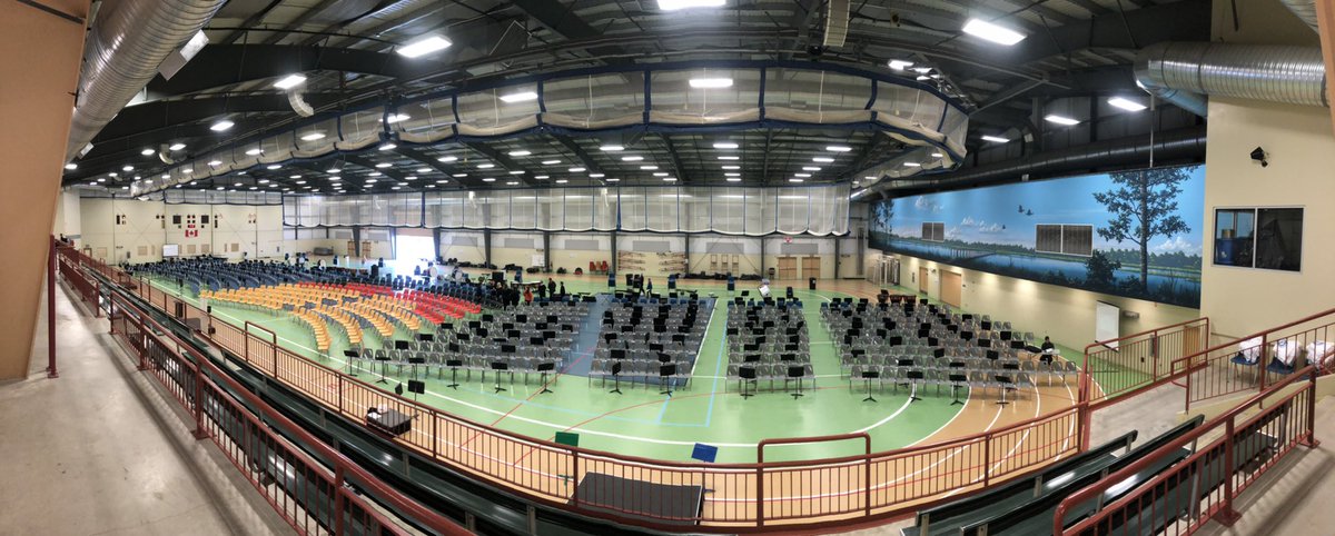 yemenator47's tweet photo. Go big or go home. #togetherinharmony #MusicMonday @GSSD204 @PrideInThePaw @SchoolColumbia @knollknights @DRB_Bears https://t.co/jgh8E29JyQ