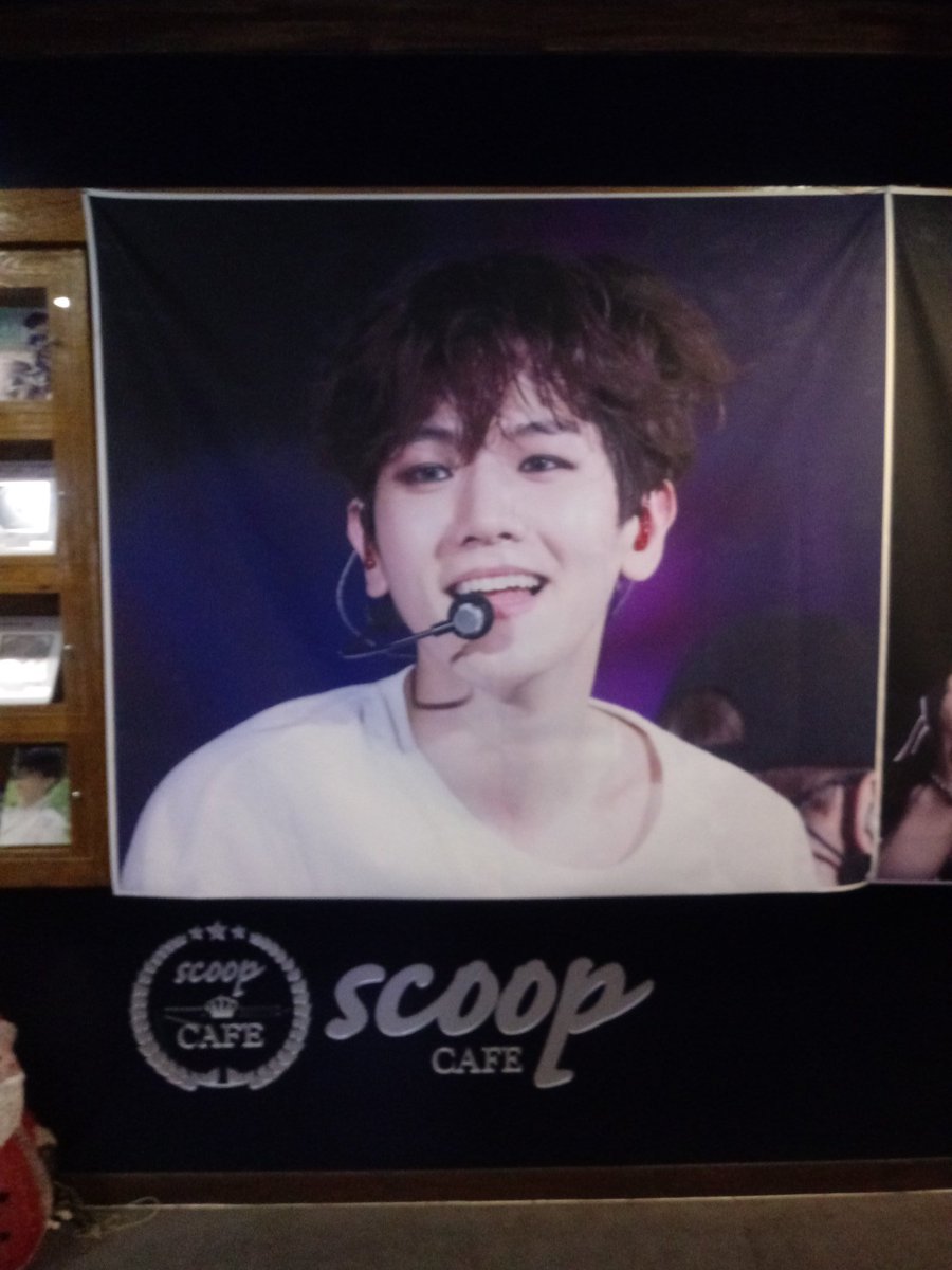 jcottonsuho0522's tweet photo. 7. 서면 스쿱 
다 돌고 마지막으로 다녀온 스쿱! 아침 일찍부터 부산 컵홀더 투어 도느라 넘 피곤해서 조금만 앉아 있다가 사상터미널로 갔지만 백혀니 굿즈들과 현수막 넘 이뻐요ㅠㅠㅠ 월욜은 5시에 여는줄 알고가서 늦게감ㅠㅠㅠㅠ
#반짝이는_모든_걸_닮은_너 https://t.co/2mta7dIByG
