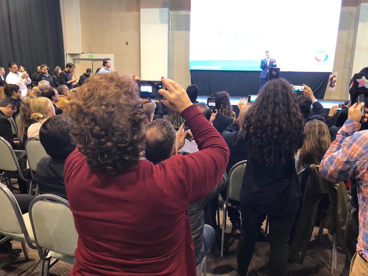 AhoraMartin's tweet photo. Cuidar a los que más necesitan será una prioridad en la ciudad que queremos.

Ese es el objetivo de las propuestas de salud y desarrollo social que presentamos hoy, junto a @MartinLlaryora  y @PasseriniOk. https://t.co/TNeKULrT4R