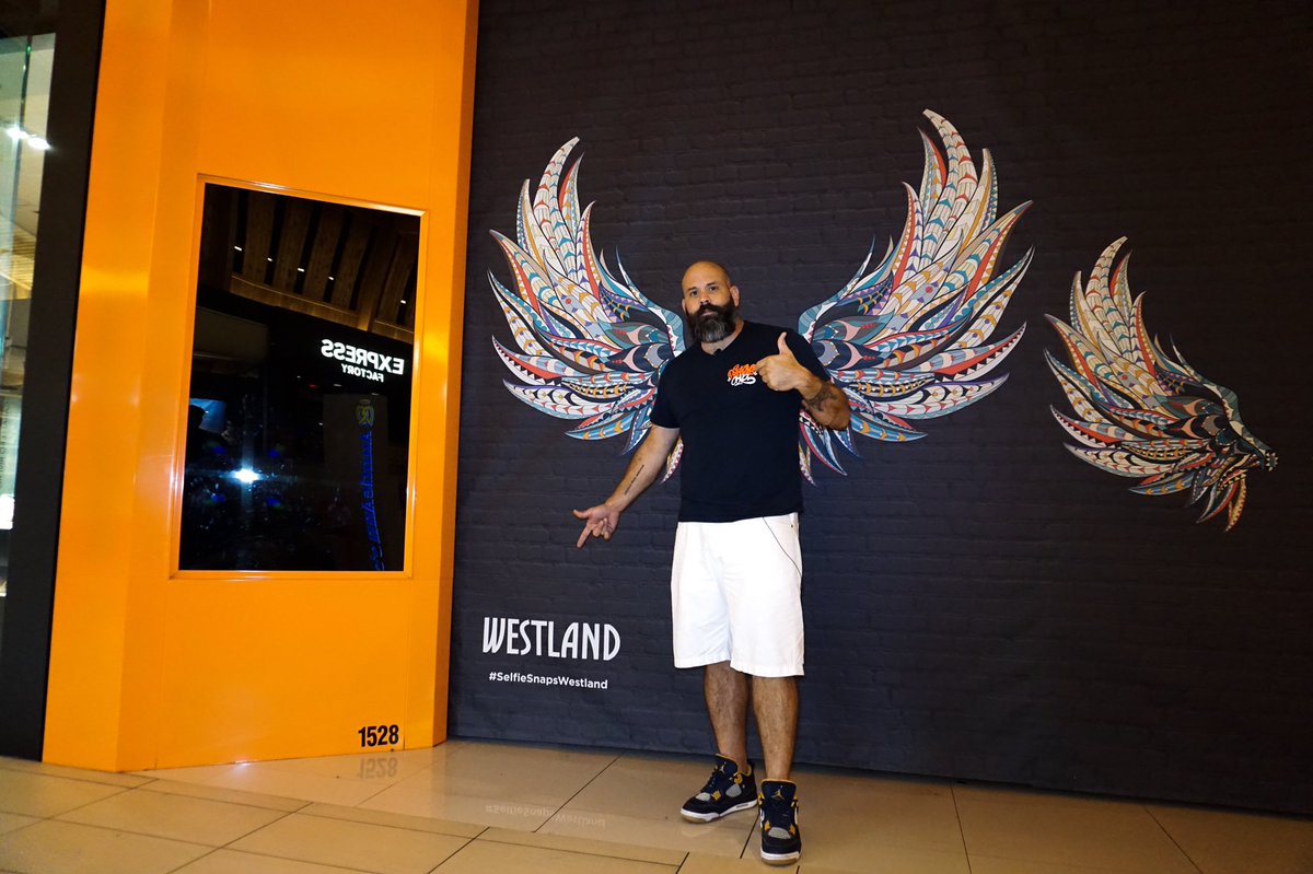 PrintersCove's tweet photo. Westland Wings, make sure to take a selfie at the #SelfieSnapsWestland Backdrop at the one and only Westland Mall🙌🏼❤️

#westland #westlandmall #backdrop #selfie #selfiestation #mallactivites #fabric #display #installation #miamimalls #miamigraphics https://t.co/N8hWA3QlFM