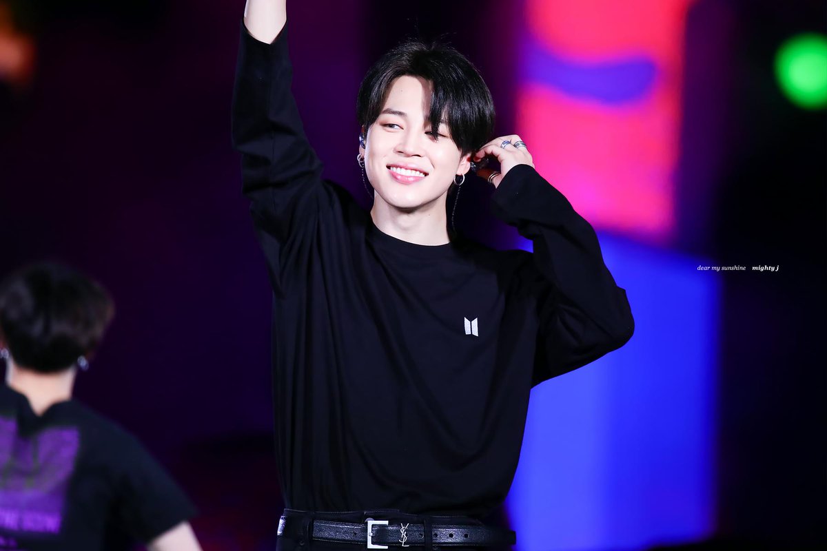 mighty_jimin's tweet photo. 190505 #지민 #JIMIN 우리 지민이는 예쁘고 좋은것만 보고 듣고 늘 행복만 하세요 https://t.co/U7Kl6XhW95