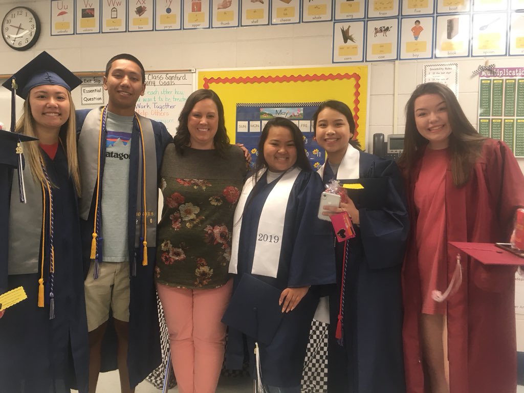 boothsharks's tweet photo. Congratulations to Alma Bryant Class of 2019! #ProudofYou #FromBoothtoBryant #LoveTheseKids https://t.co/NR5da6lGPS